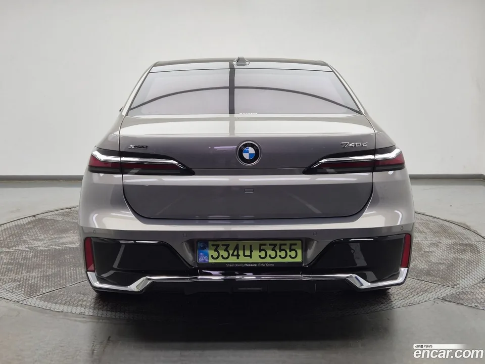 BMW 7 Series 740d xDrive M 2025 — миниатюра 3