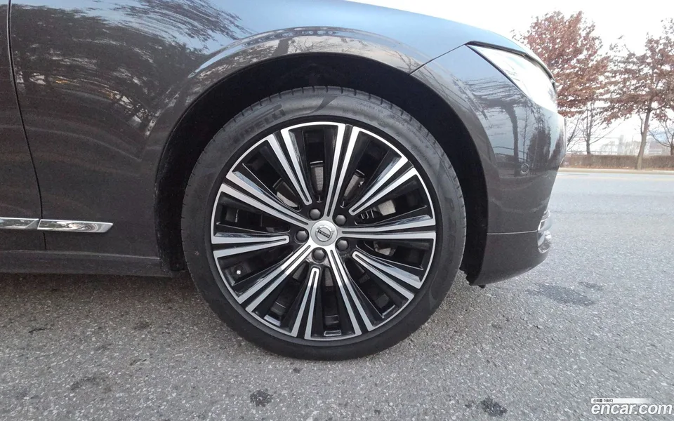 Volvo S90 B5 2023 — миниатюра 5