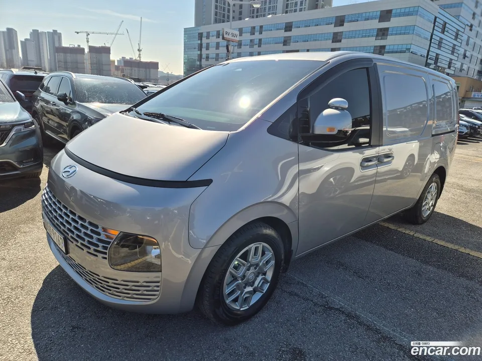 Hyundai Staria 3 2024 — миниатюра 3