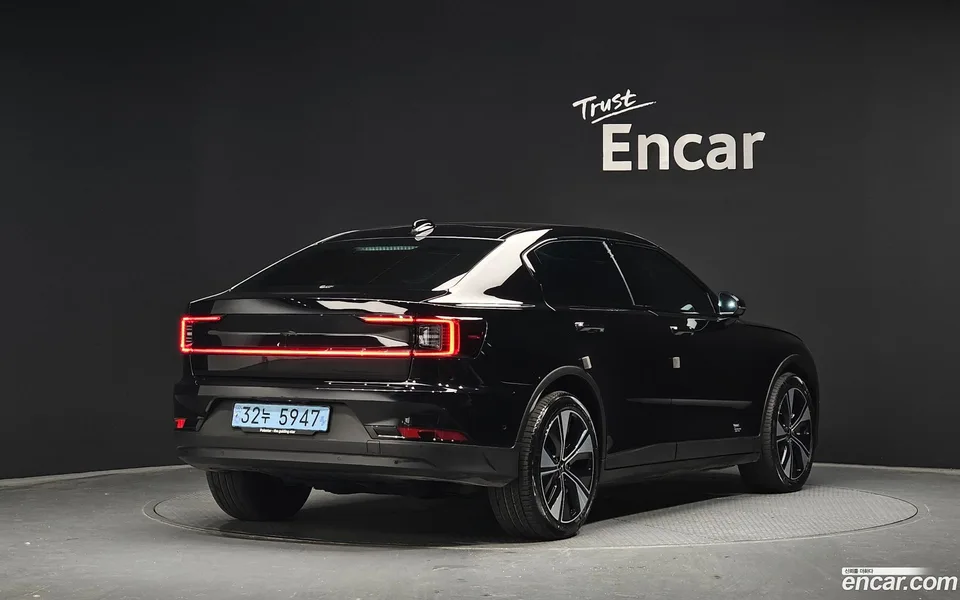 Polestar Polestar 2 2022 — миниатюра 2