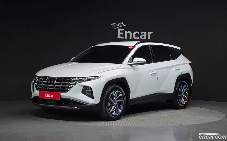 Hyundai Tucson Hybrid 2WD 2022 — фото 1, купить с доставкой в Москву