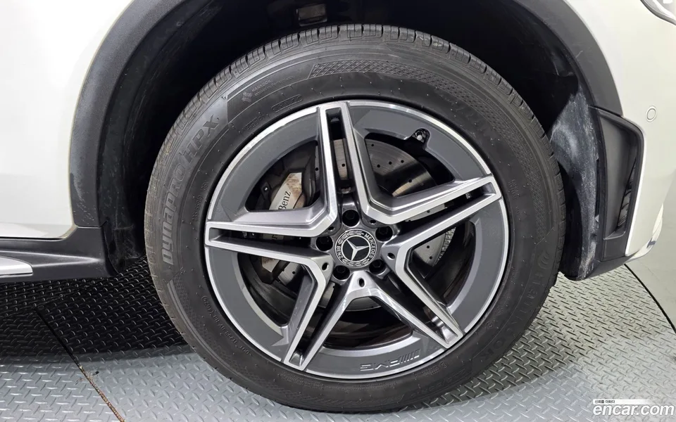 Mercedes-Benz GLC-Class GLC300e 4MATIC 2022 — миниатюра 2