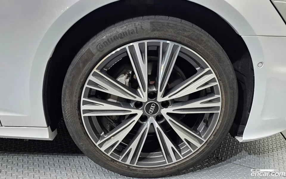Audi A6 45 TFSI 2022 — thumbnail 2