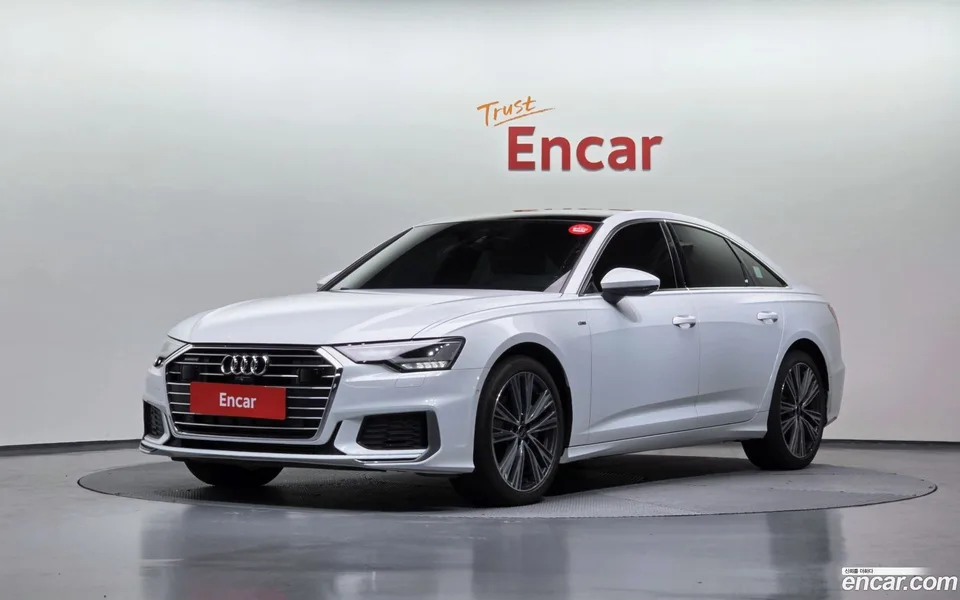 Audi A6 45 TFSI 2022 — photo 1, buy with delivery to Moscow
