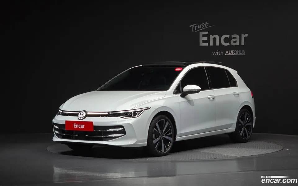 Volkswagen Golf 2.0 TDI 2025 — фото 1, купить с доставкой в Москву