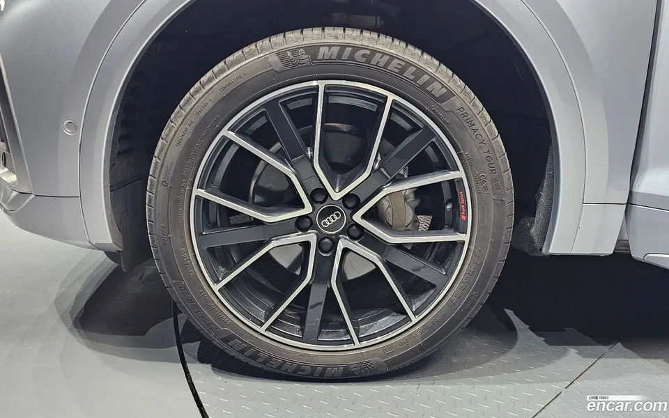 Audi Q5 45 TFSI 2022 — миниатюра 2