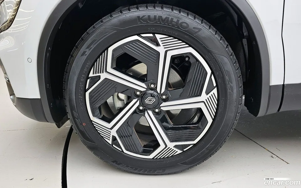Renault Samsung QM6 2.0 LPe RE 2WD 2024 — миниатюра 2