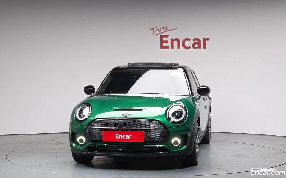 MINI Cooper S Clubman 2023 — миниатюра 3