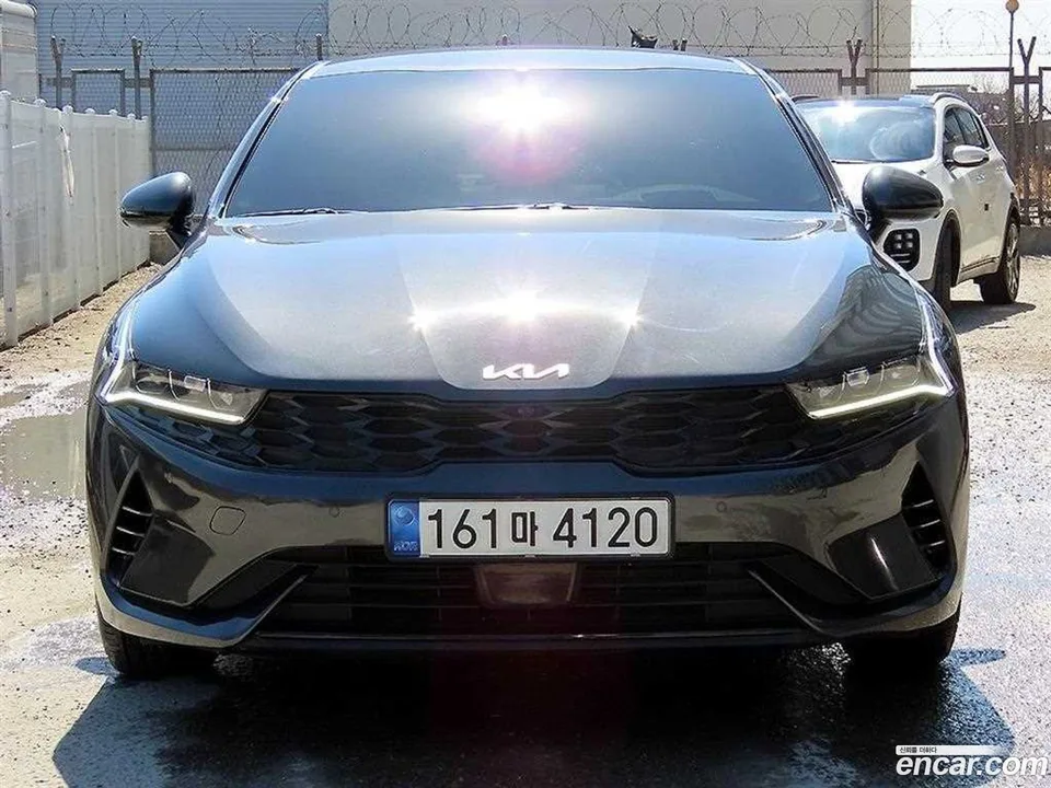 Kia K5 Hybrid 2023 — миниатюра 3