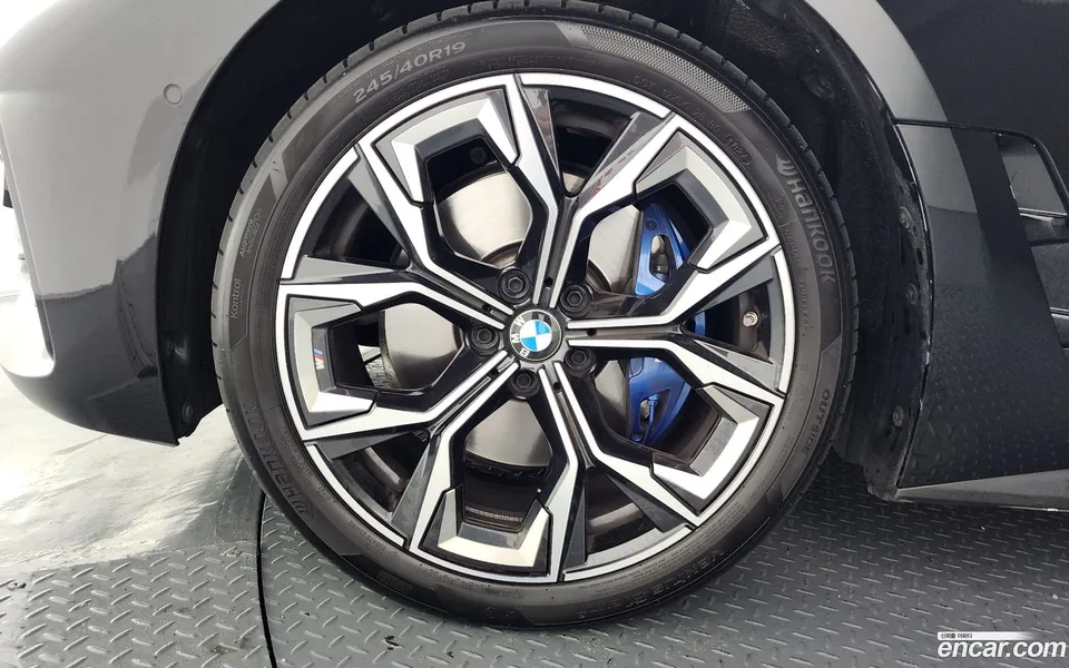 BMW 4 Series 420i M 2024 — миниатюра 2
