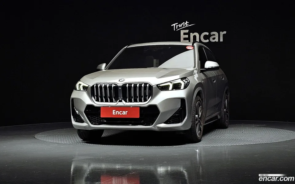 BMW X1 xDrive 20i M 2024 — миниатюра 3