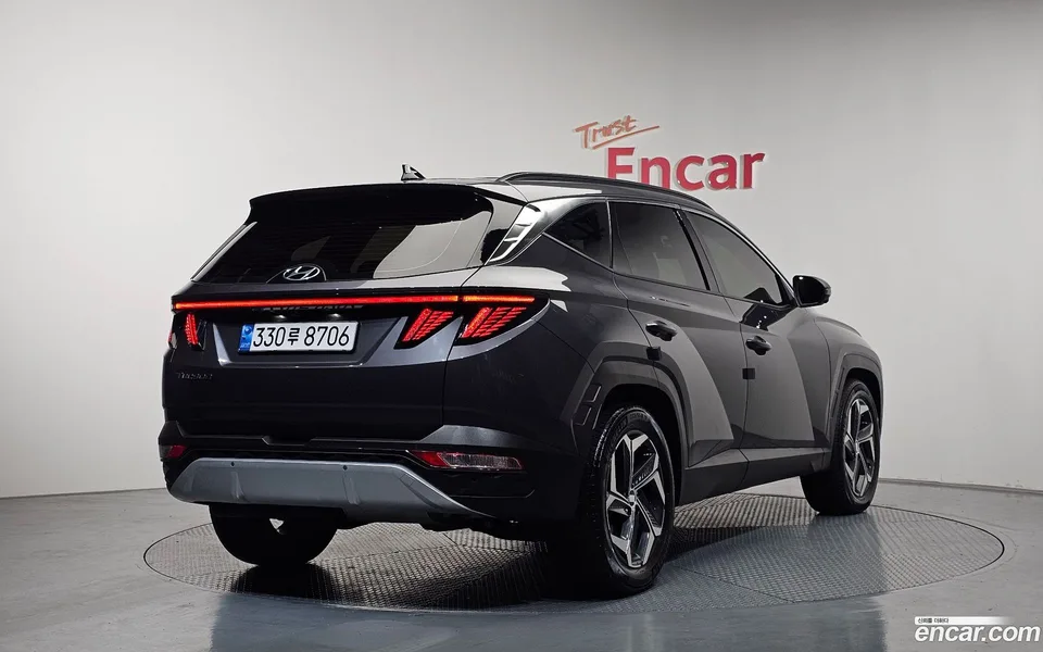 Hyundai Tucson 2.0 2WD 2023 — миниатюра 2