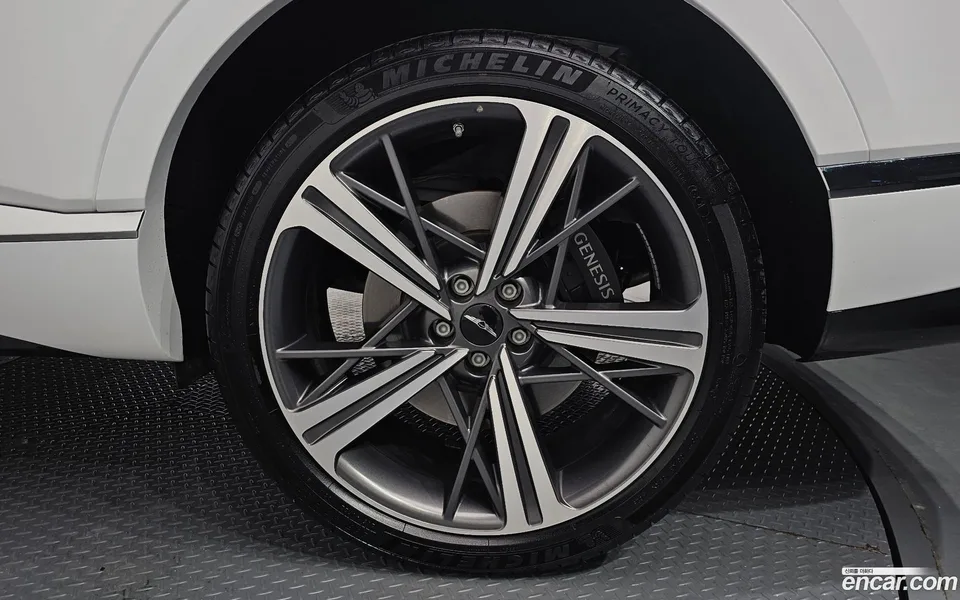 Genesis GV80 Coupe 2.5T AWD 2024 — миниатюра 2