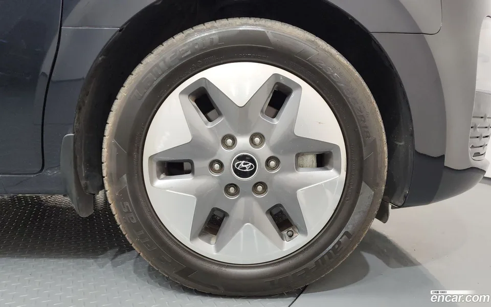 Hyundai Staria 9 2022 — миниатюра 5
