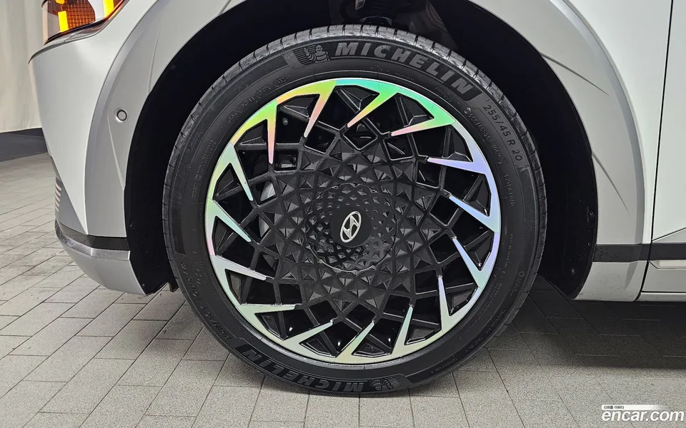 Hyundai Ioniq 5 AWD 2023 — миниатюра 2