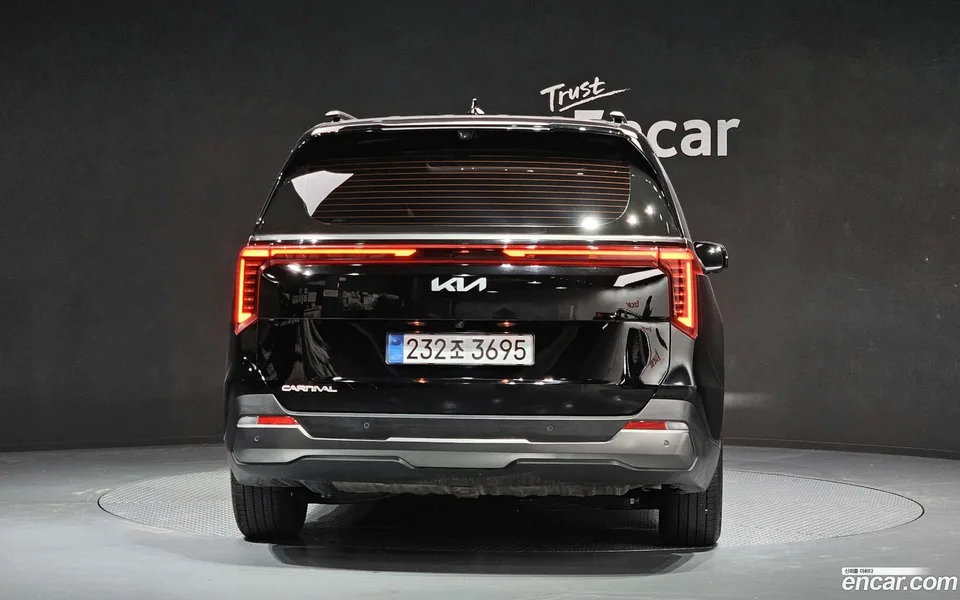 Kia Carnival 9 2025 — thumbnail 4