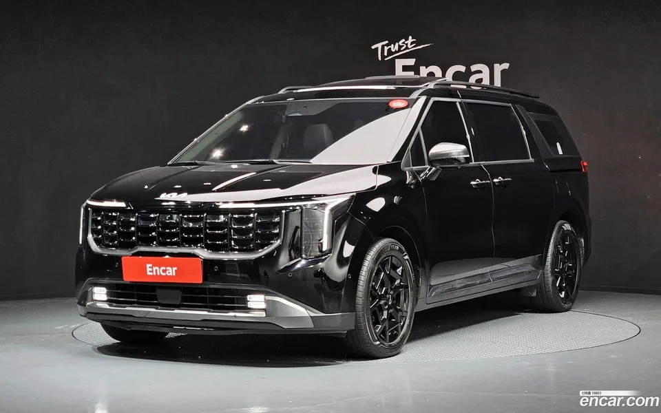 Kia Carnival 9 2025 — photo 1, buy with delivery to Moscow