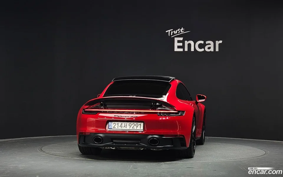 Porsche 911 (992) GTS 2022 — миниатюра 4