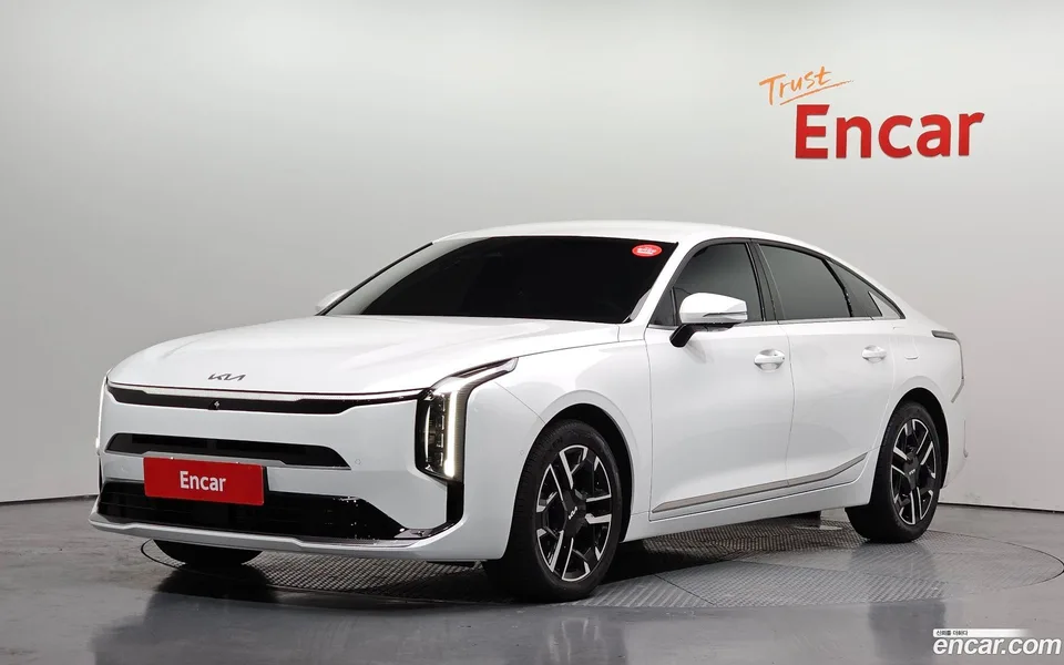 Kia K8 2.5 2WD 2025 — фото 1, купить с доставкой в Москву