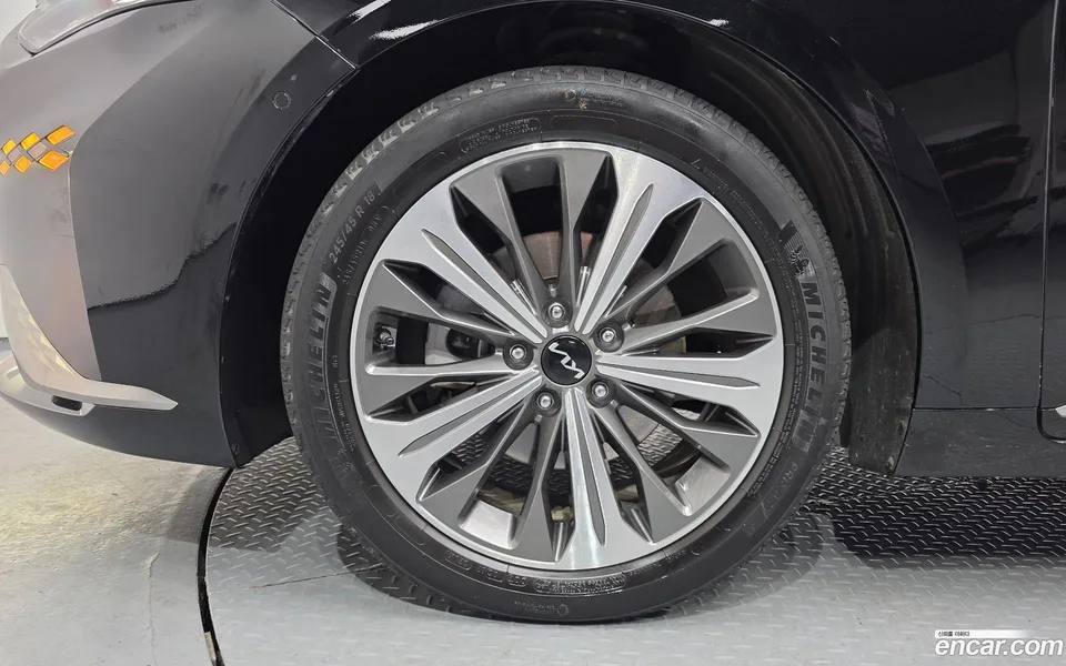 Kia K8 Hybrid 2023 — миниатюра 2