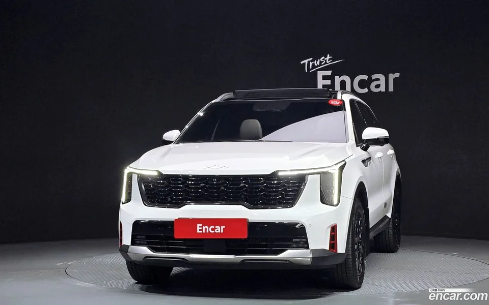 Kia Sorento HEV 1.6 2WD 2023 — миниатюра 3