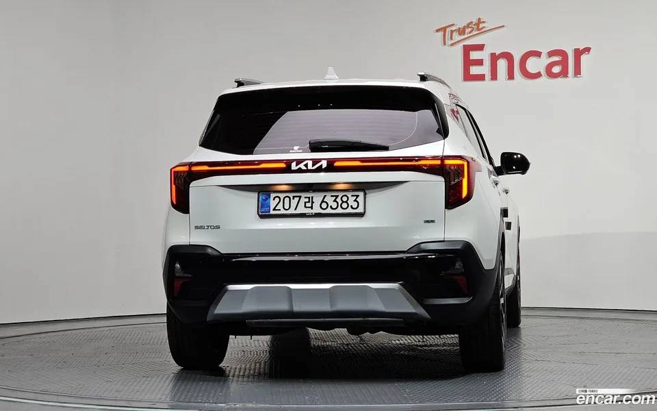 Kia Seltos 1.6 4WD 2025 — миниатюра 4