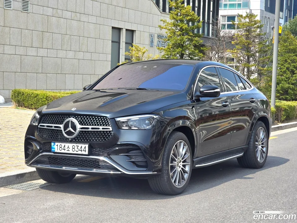 Mercedes-Benz GLE-Class GLE450d 4MATIC 2023 — фото 1, купить с доставкой в Москву