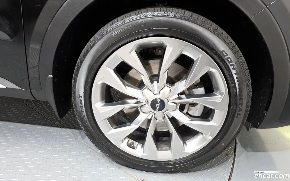 Kia Sorento 2.5T 2WD 2023 — миниатюра 2
