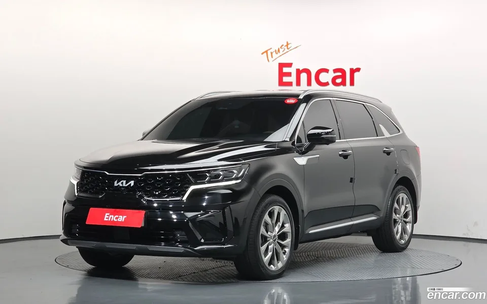 Kia Sorento 2.5T 2WD 2023 — фото 1, купить с доставкой в Москву