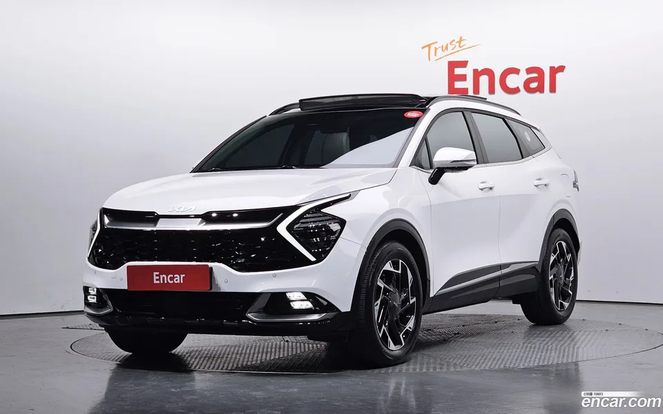 Kia Sportage 1.6 2WD 2023 — фото 1, купить с доставкой в Москву