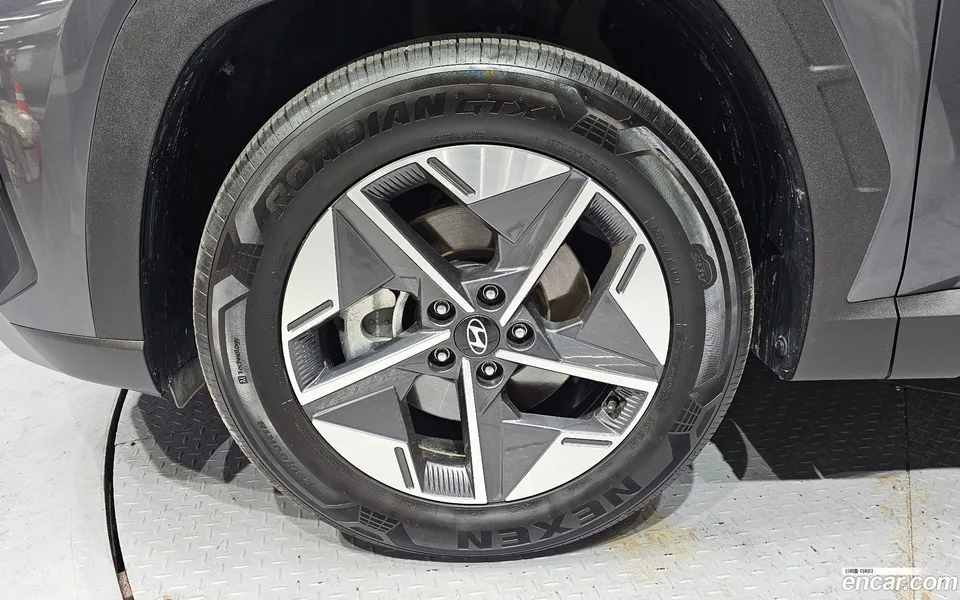 Hyundai Tucson NX4 1.6 2WD 2025 — миниатюра 2