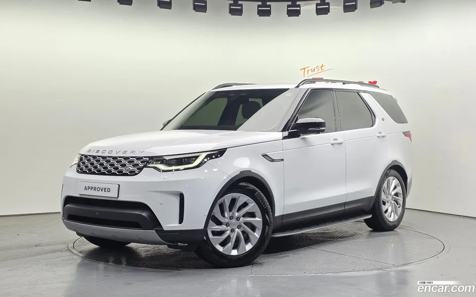 Land Rover Discovery D250 S 2024 — фото 1, купить с доставкой в Москву