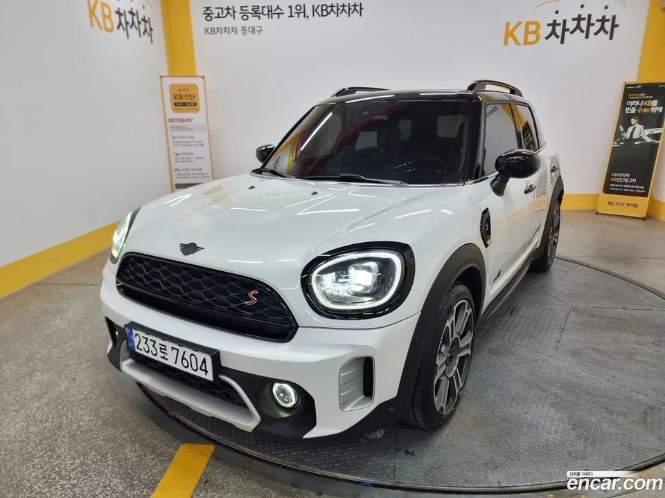 MINI Cooper S Countryman ALL4 2024 — фото 1, купить с доставкой в Москву