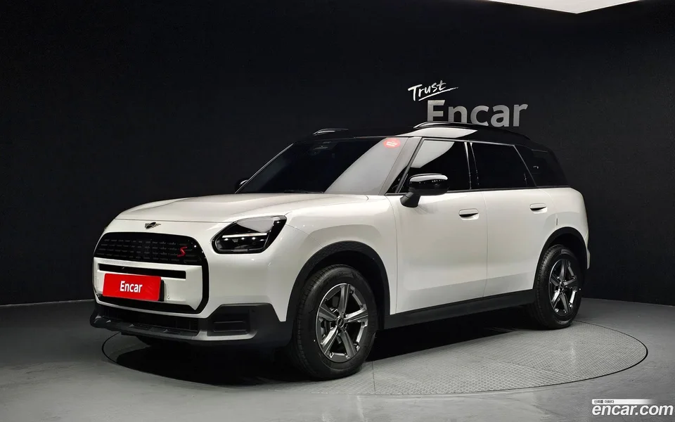 MINI Cooper S Countryman ALL4 2025 — фото 1, купить с доставкой в Москву