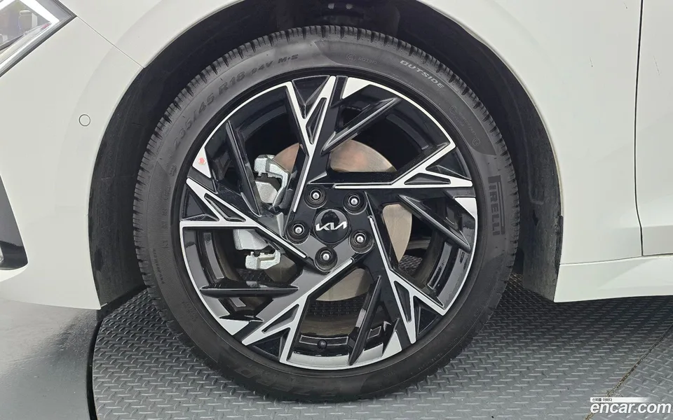 Kia K5 Hybrid 2025 — миниатюра 2