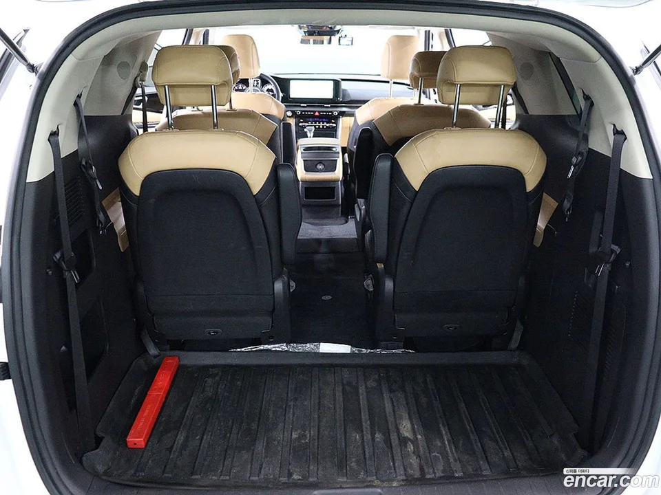 Kia Carnival 9 2022 — миниатюра 2