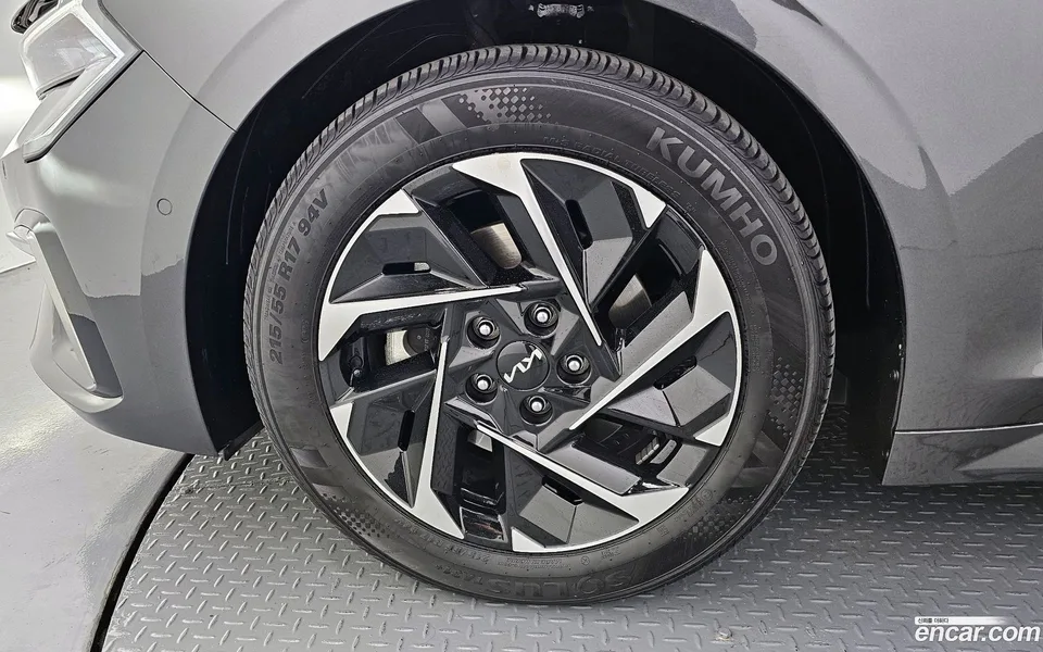 Kia K5 Hybrid 2025 — миниатюра 2