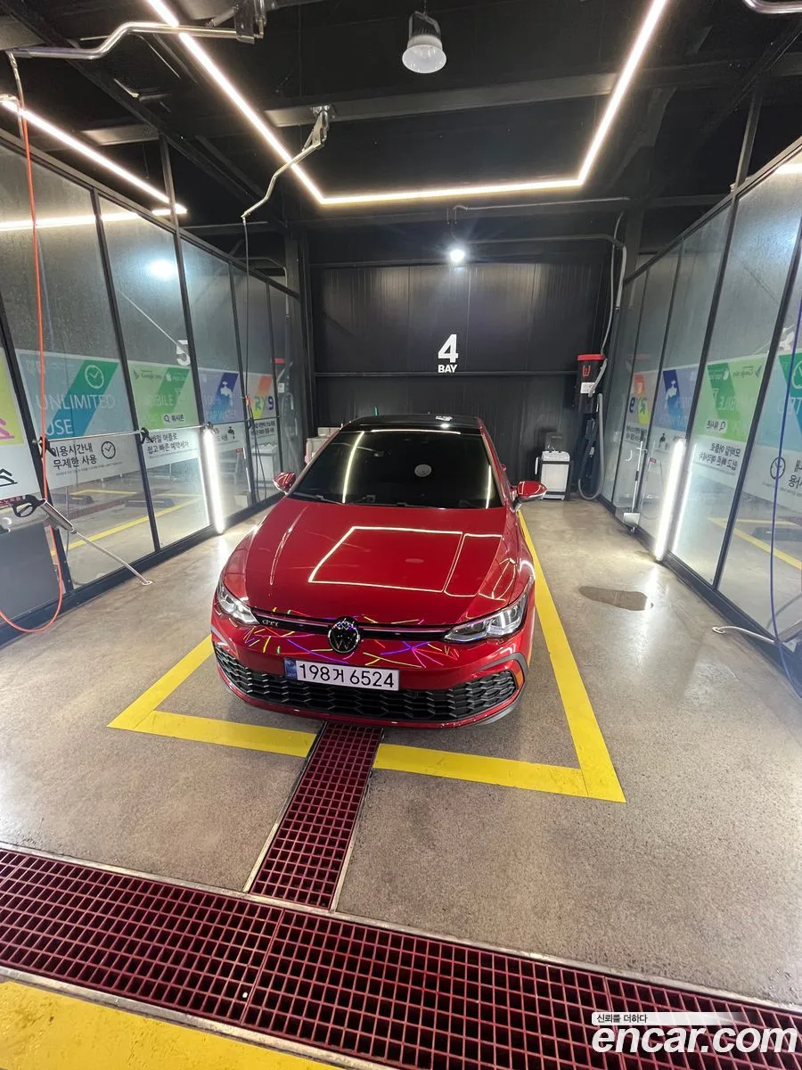 Volkswagen Golf 2.0 GTI 2024 — миниатюра 2