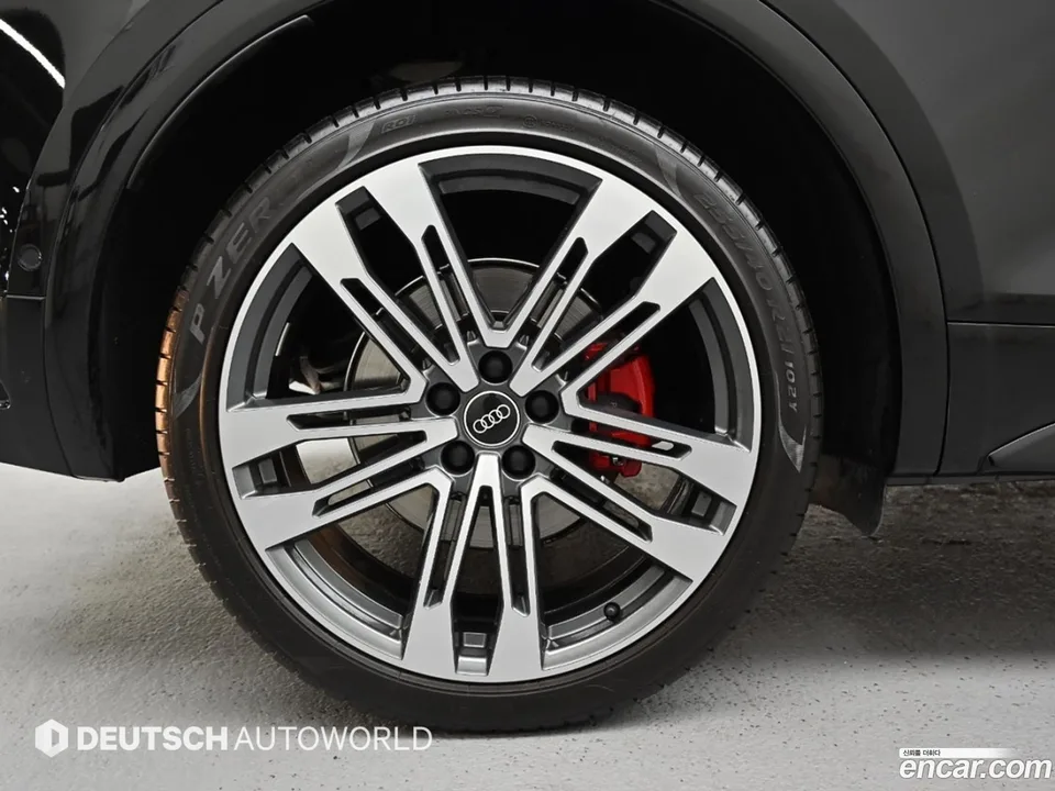 Audi SQ5 3.0 TFSI 2022 — миниатюра 2