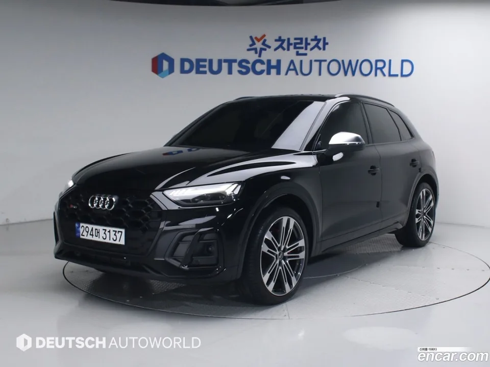 Audi SQ5 3.0 TFSI 2022 — фото 1, купить с доставкой в Москву