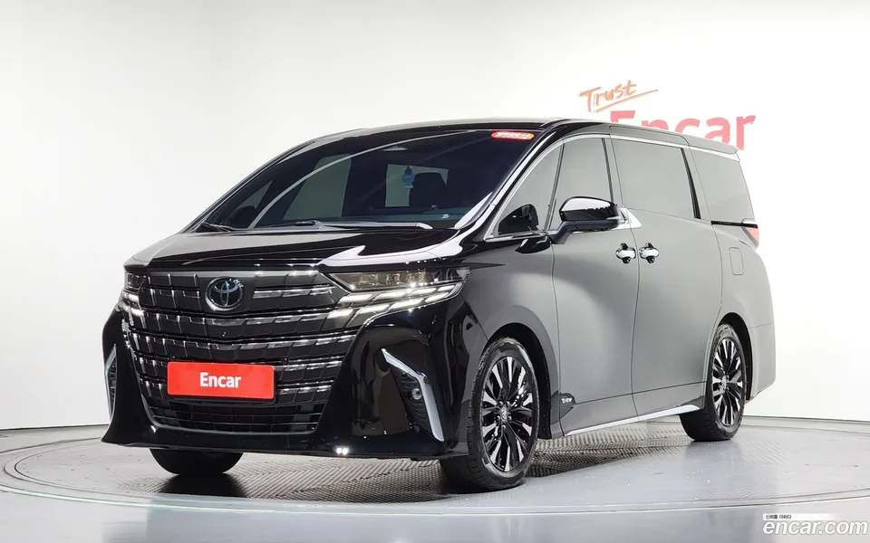 Toyota Alphard 2.5 HEV AWD 2024 — фото 1, купить с доставкой в Москву