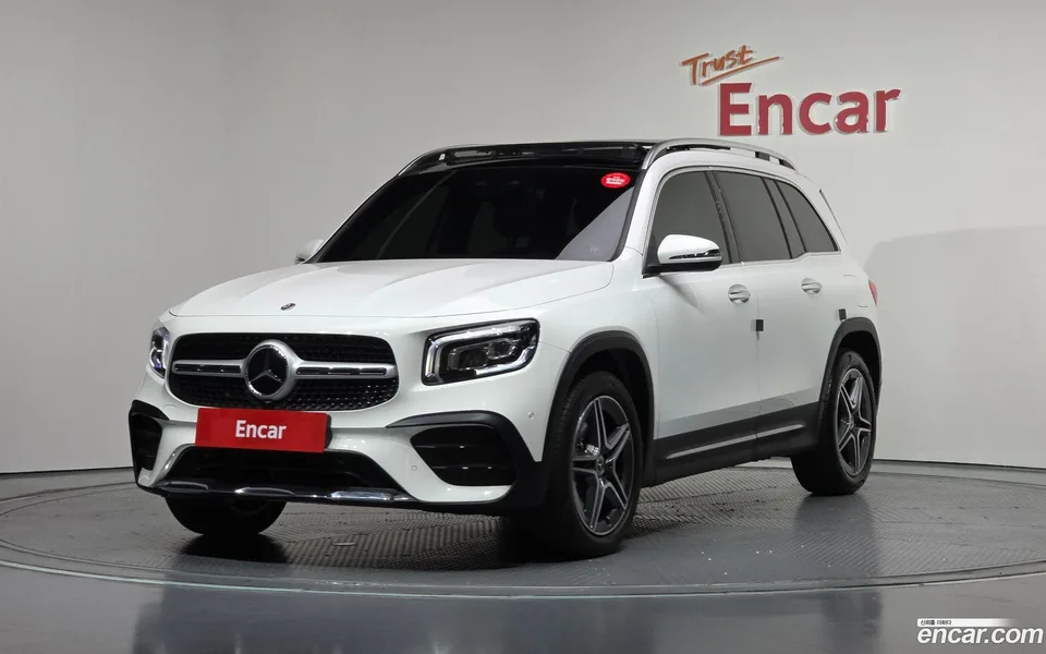 Mercedes-Benz GLB-Class GLB250 4MATIC 2022 — фото 1, купить с доставкой в Москву