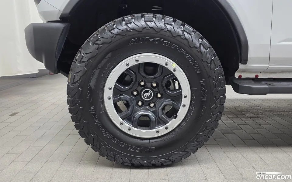 Ford Bronco 2.3 2024 — миниатюра 2