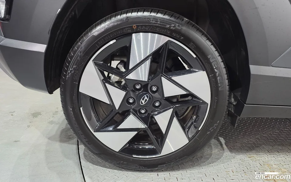 Hyundai Kona 1.6 2WD 2023 — миниатюра 2