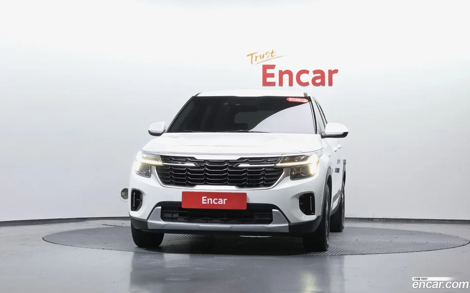 Kia Seltos 1.6 2WD 2023 — миниатюра 3