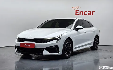 Kia K5 2024 купить в Москве