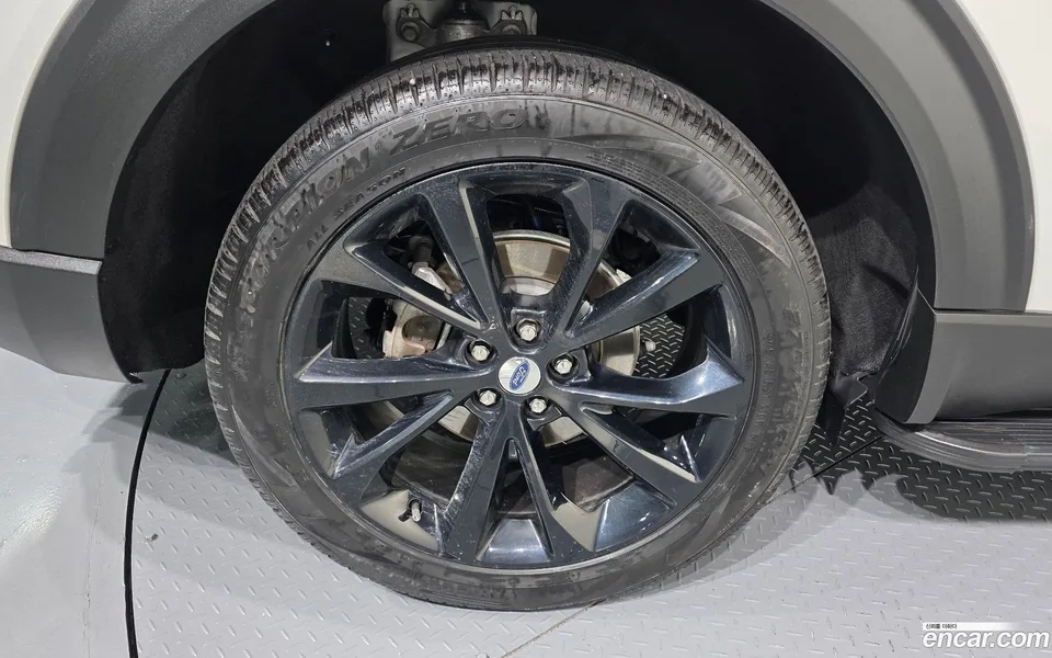 Ford Explorer 3.0 4WD 2022 — миниатюра 2