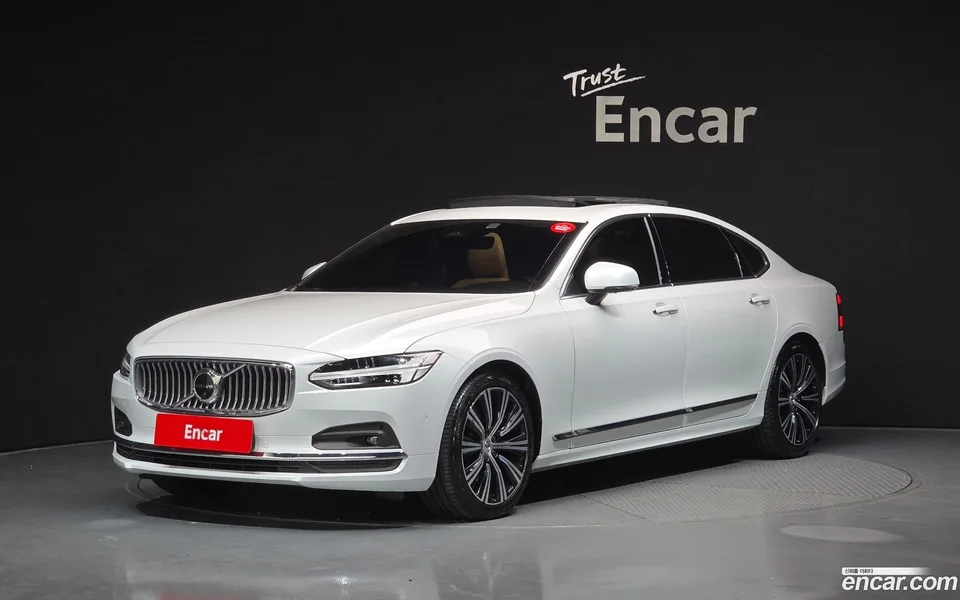 Volvo S90 B5 2022 — фото 1, купить с доставкой в Москву
