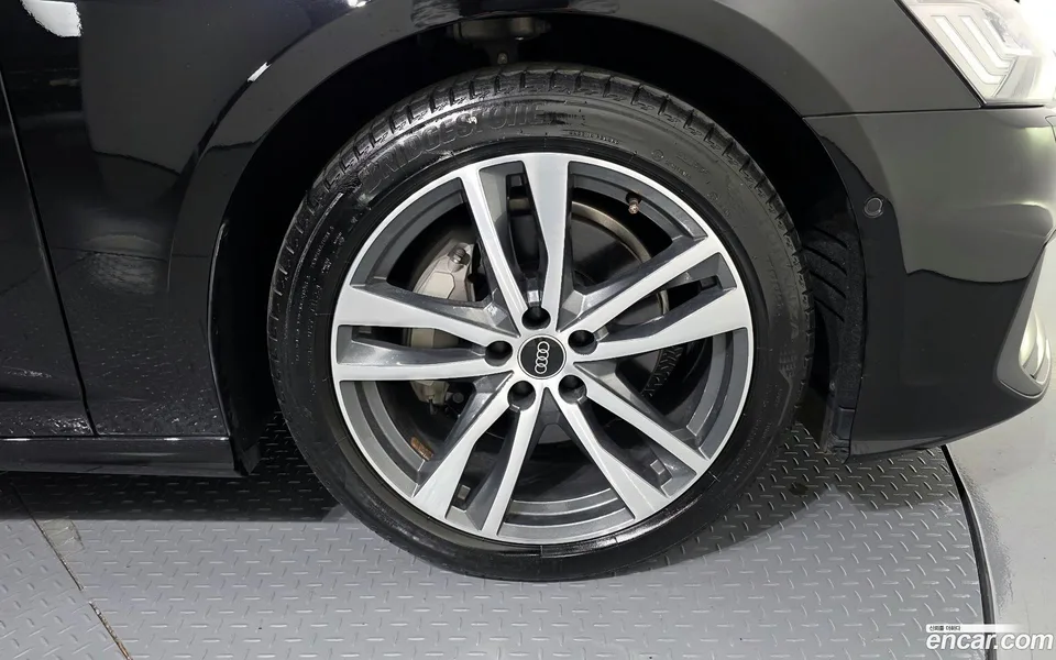 Audi A6 45 TFSI 2023 — миниатюра 2