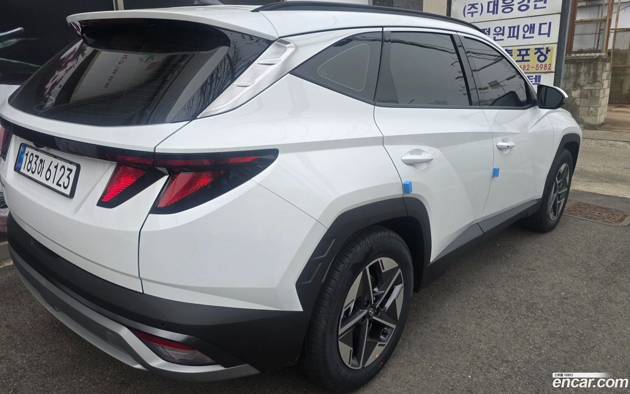 Hyundai Tucson Hybrid NX4 2026 — 4